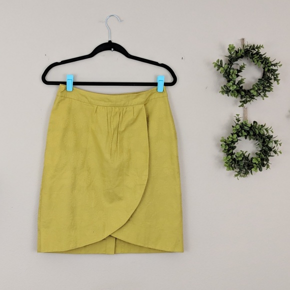 Anthropologie Dresses & Skirts - Anthropologie Edme & Esyllte Gold Tulip Skirt